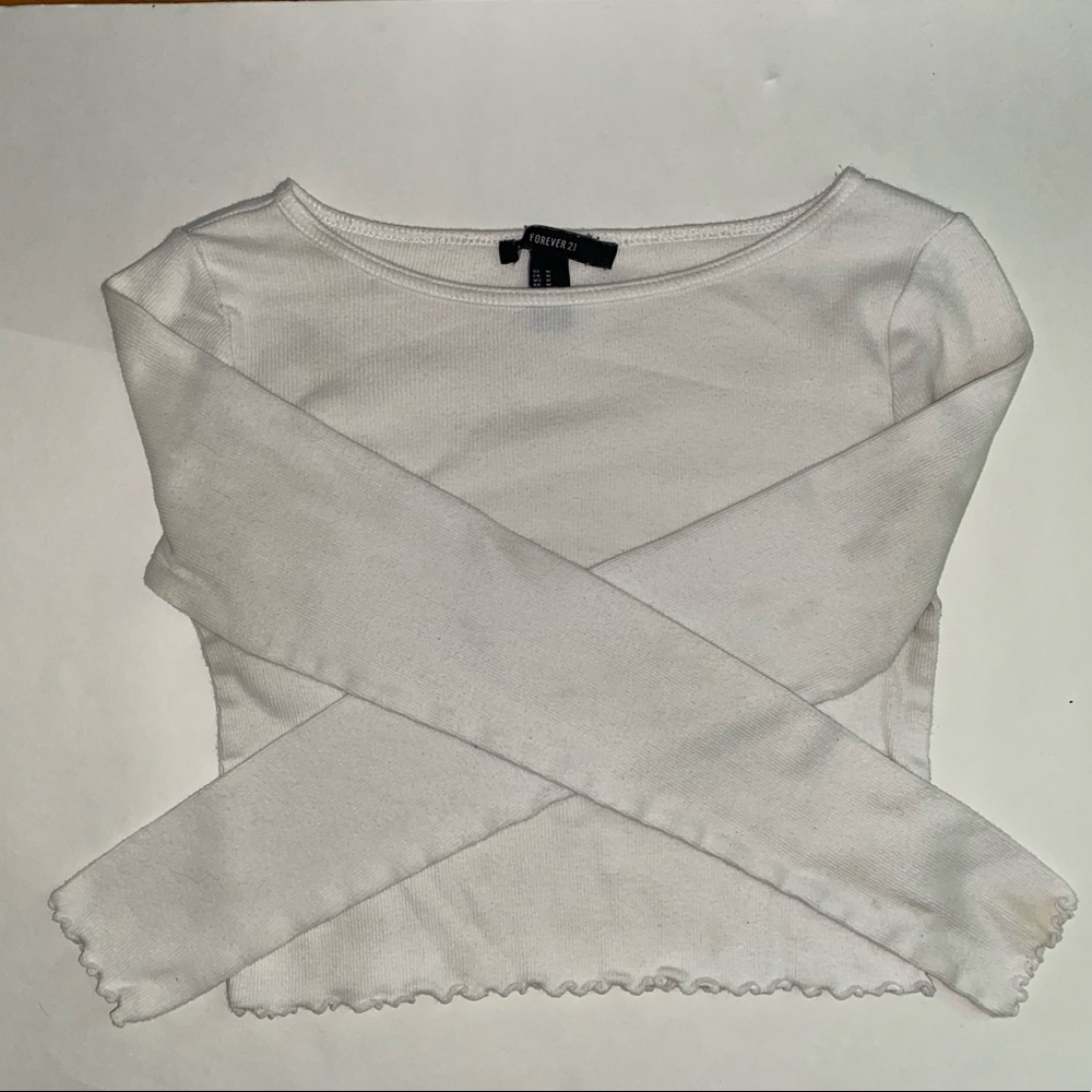 Long sleeve lettuce edge crop top